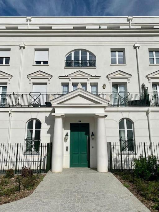 Suite Cartier Near Disneyland Paris Serris Exterior photo